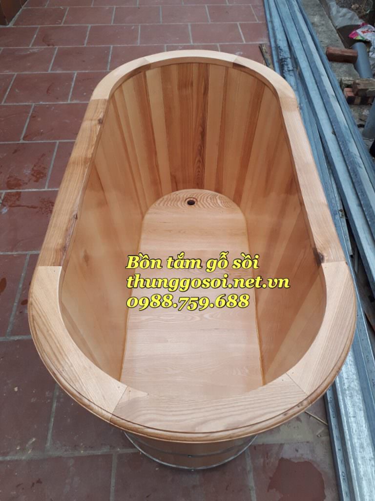 bồn tắm gỗ sồi dài bo viền đẹp